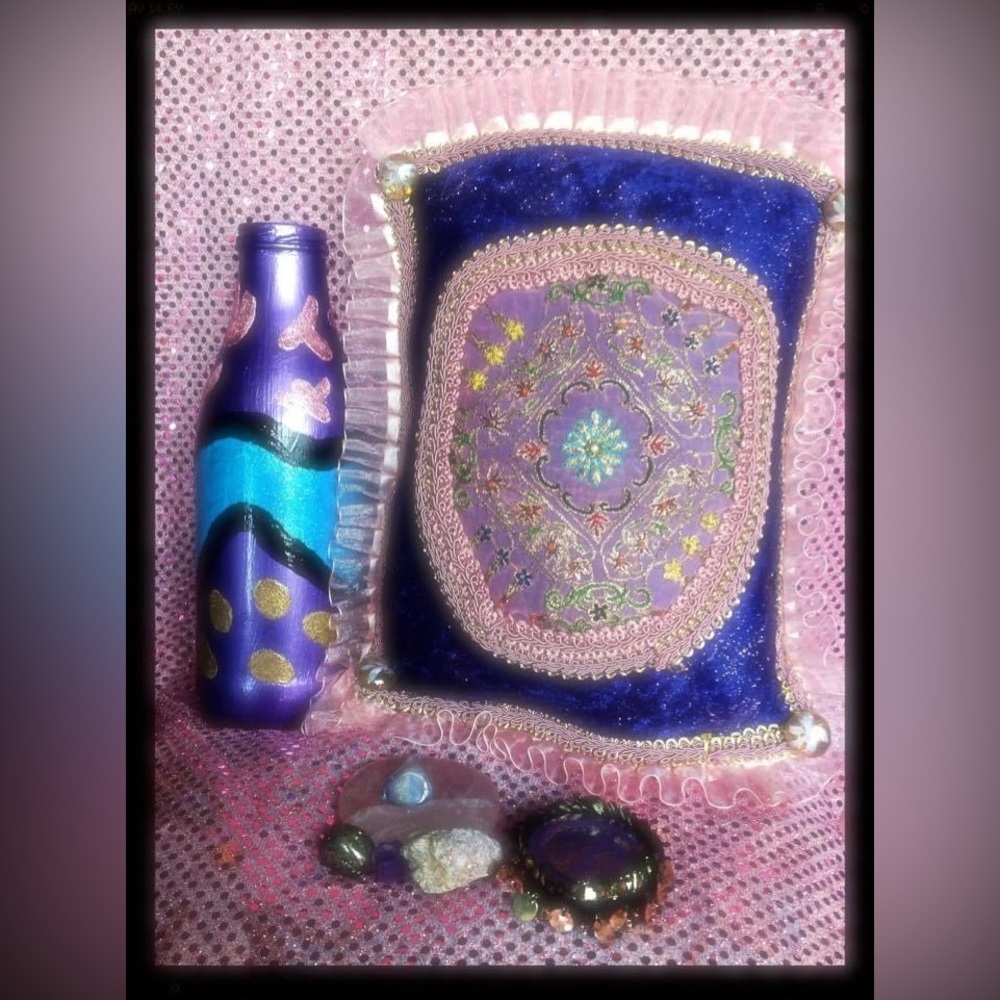 Hand Crafted Psychedelic Art The Hendrix Experience Gypsy Bottle (Glass) - Picture 3 of 6
